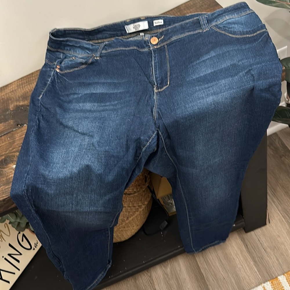 YMI wanna betta butt barely worn 20W